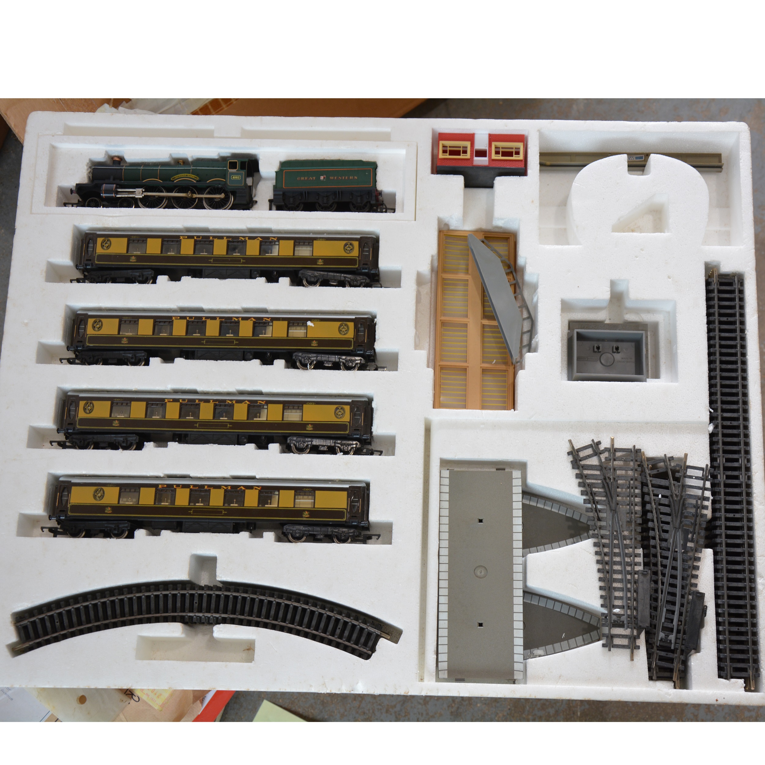 OO gauge model railway collection, mostly Hornby, including R687 Silver Jublee set - Image 2 of 3