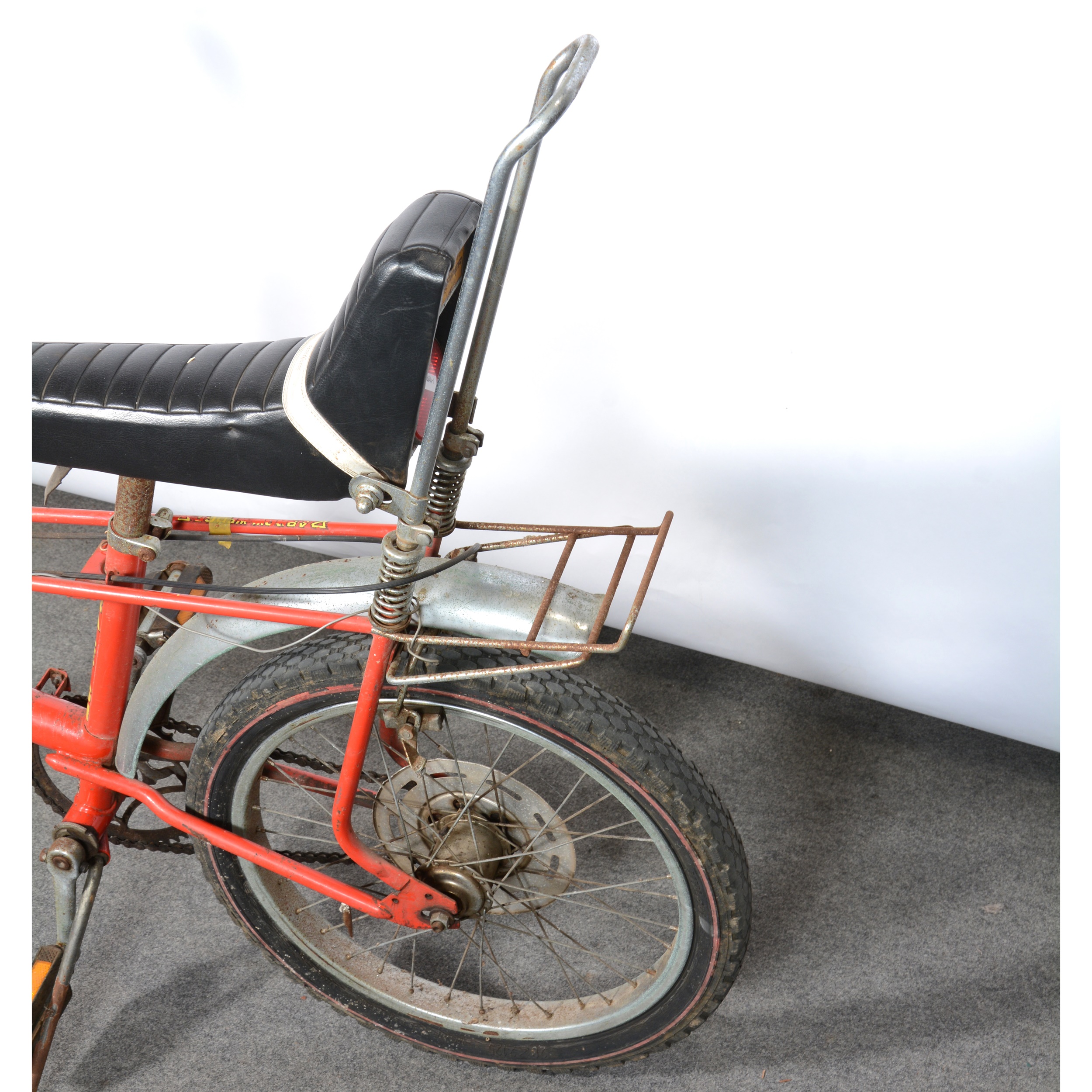 Raleigh Mk II 2 Chopper bike, original ‘Infra Red’ paintwork, t-shape gear stick. - Image 4 of 4