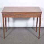 Edwardian inlaid mahogany tea table