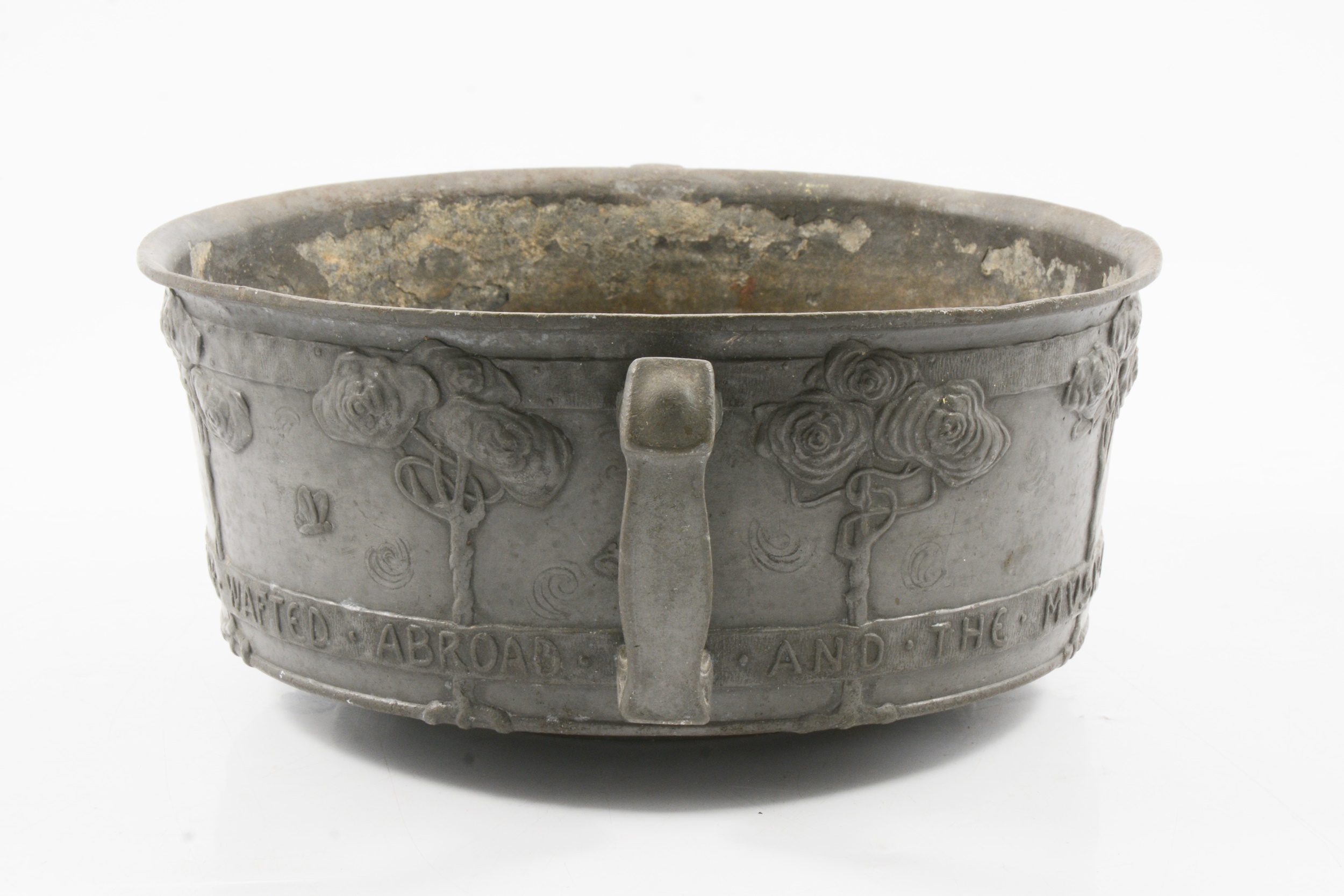 David Veasey for Liberty & Co, an Arts & Crafts Tudric pewter bowl - Image 4 of 6