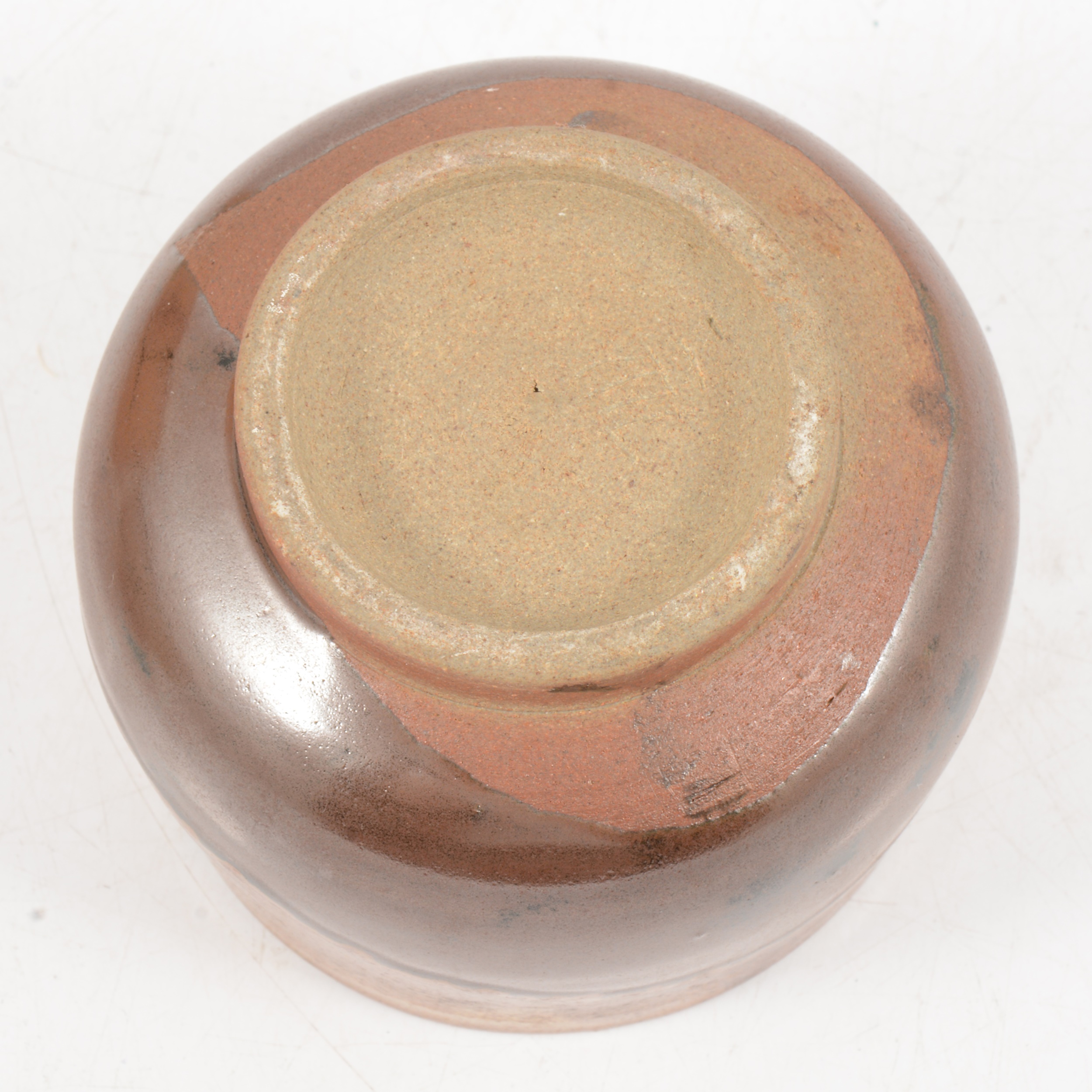 Shimaoka Tatsuzo, a stoneware teabowl; and another Korean teacup - Image 10 of 13