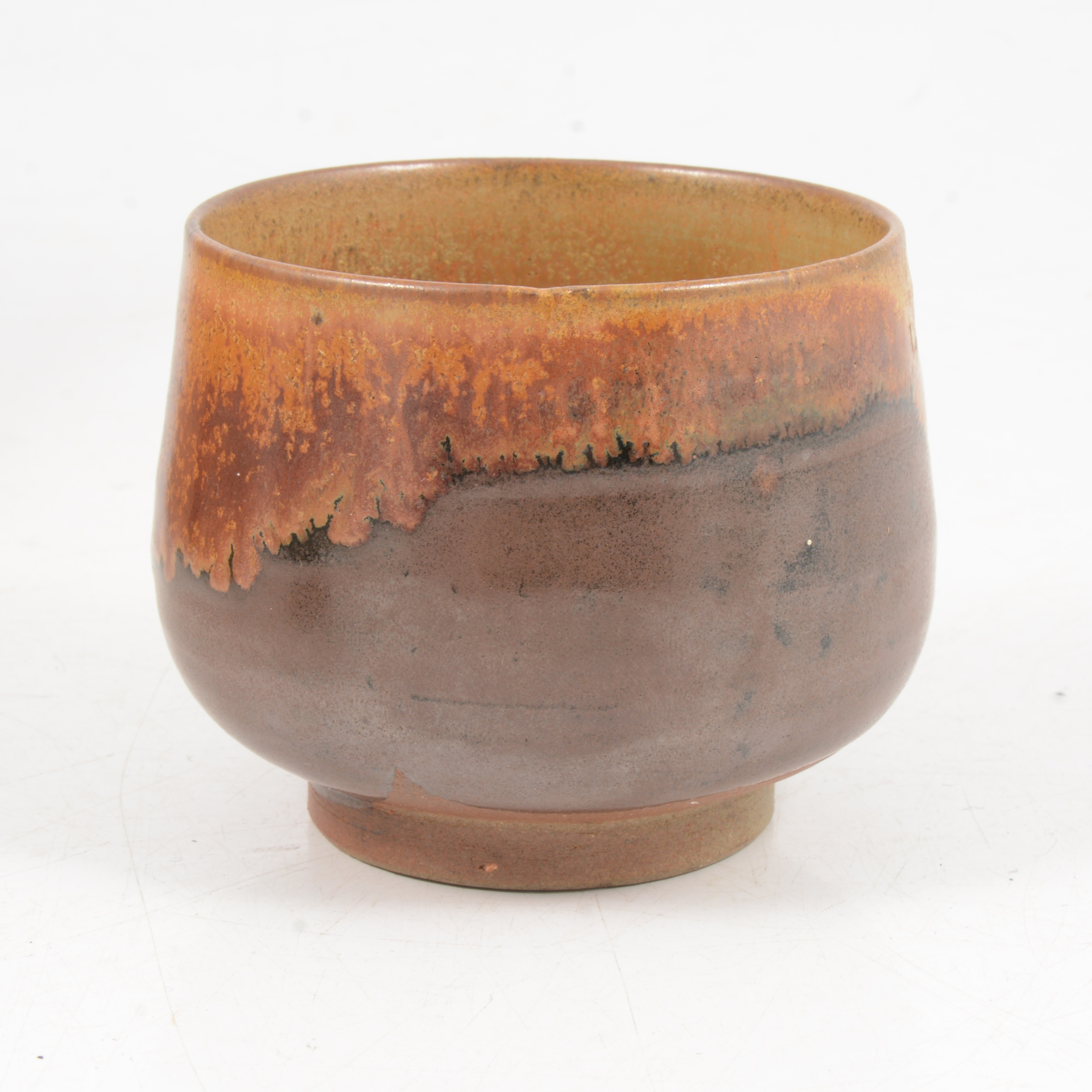 Shimaoka Tatsuzo, a stoneware teabowl; and another Korean teacup - Image 11 of 13