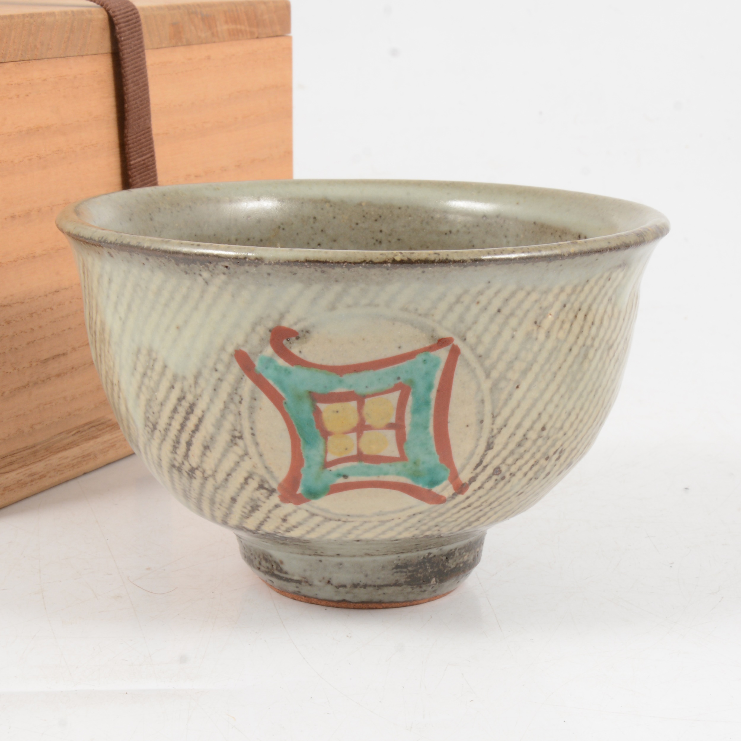 Shimaoka Tatsuzo, a stoneware teabowl; and another Korean teacup - Image 2 of 13