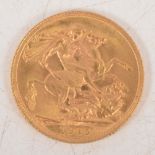 George V gold Sovereign coin, 1915