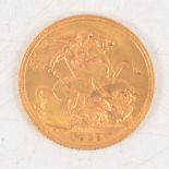 George V gold Sovereign coin, 1915