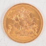 Elizabeth II gold Sovereign coin, 1966, 8g.