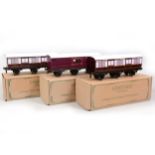 Three Darstaed Trains De Luxe O gauge passenger coaches, three 6-wheel coaches