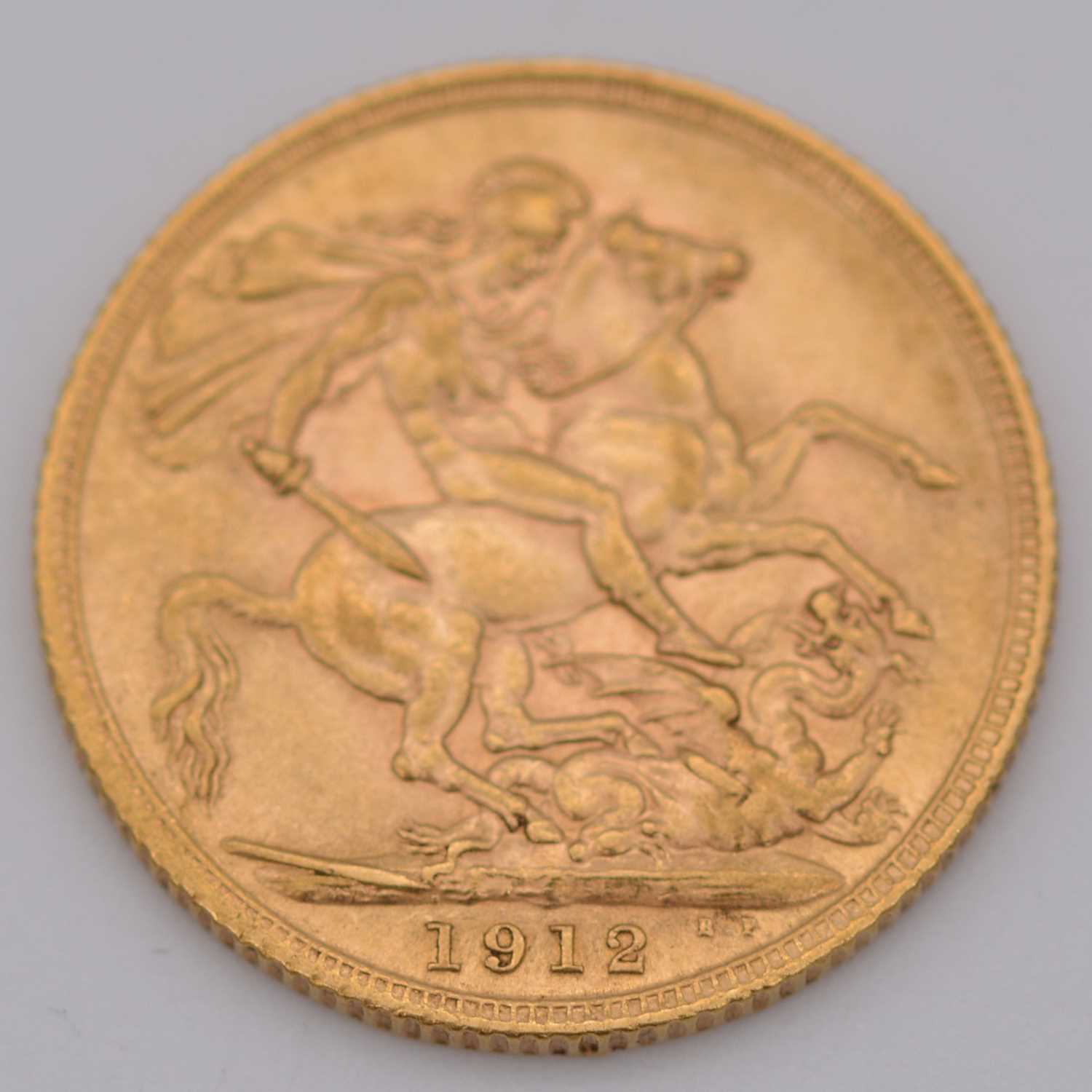 George V gold Sovereign coin, 1912, 8g.