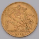 George V gold Sovereign coin, 1911, 8g.