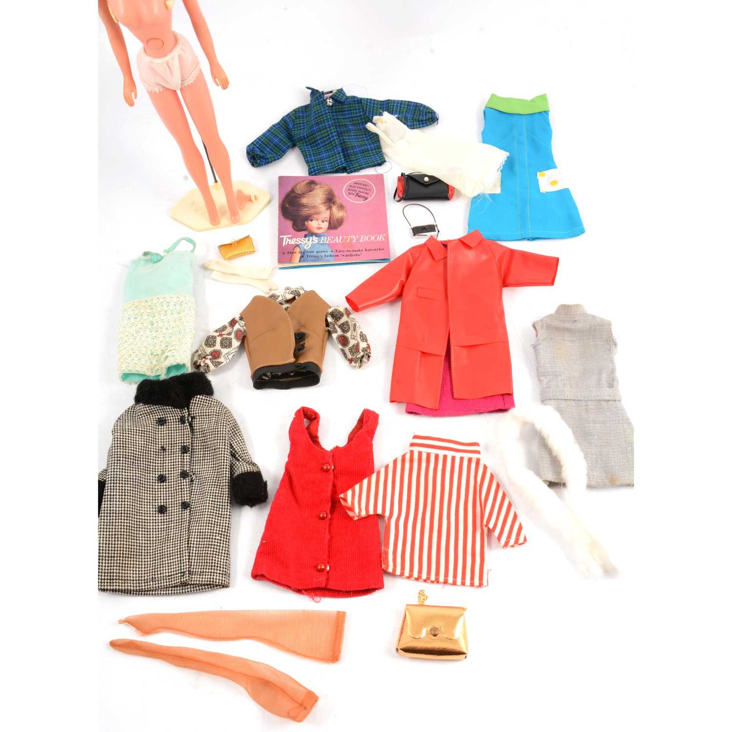 Tressy doll with a good selection of outfits - Image 3 of 3