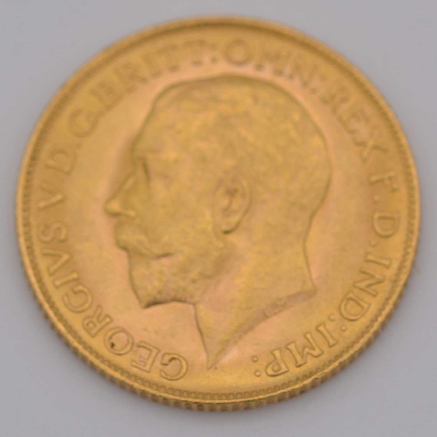 George V gold Sovereign coin, 1911, 8g. - Image 2 of 2