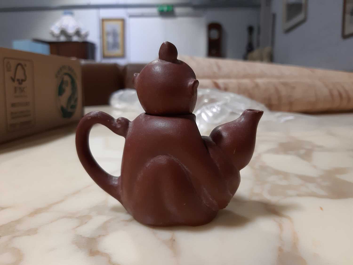 Chinese redware teapots and a jug, - Bild 4 aus 28