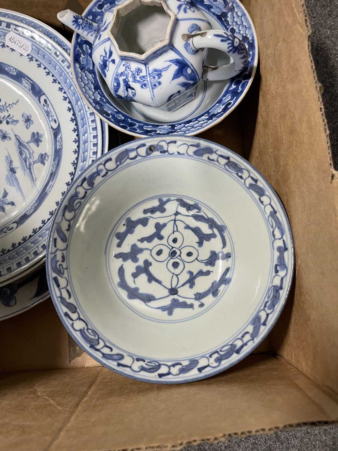 Chinese blue and white bowl, Kangxi style teapot, etc. - Bild 5 aus 11