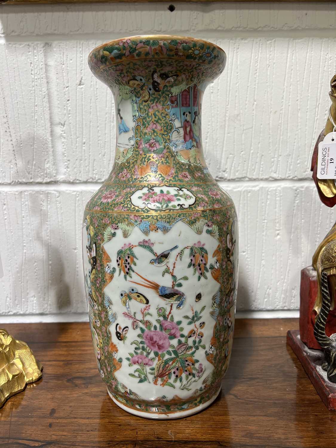 Cantonese famille rose vase, - Bild 4 aus 11