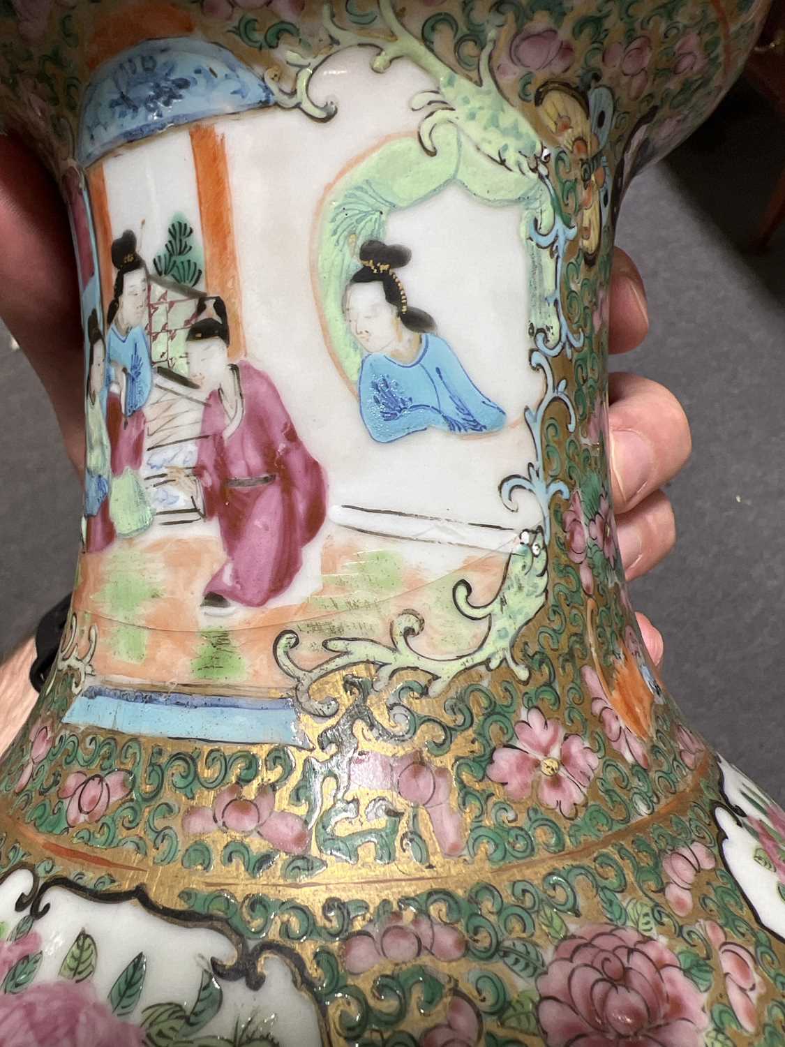 Cantonese famille rose vase, - Bild 9 aus 11