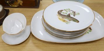 A Josef Kuba painted porcelain 'Fish' part service (sauceboat a.f.)