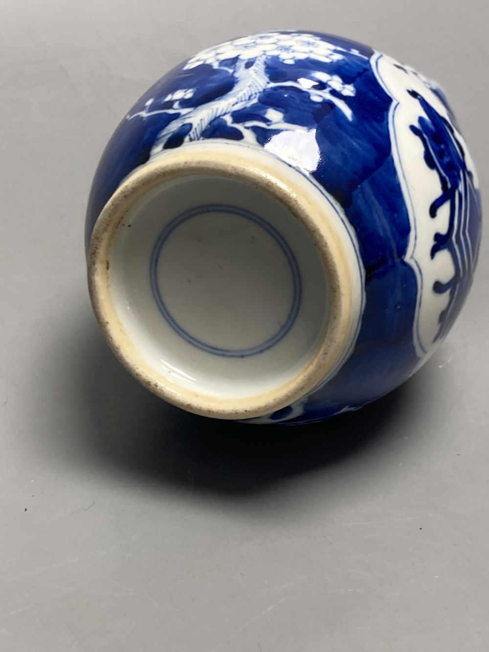 A Chinese blue and white double gourd vase, height 25cm - Image 4 of 4