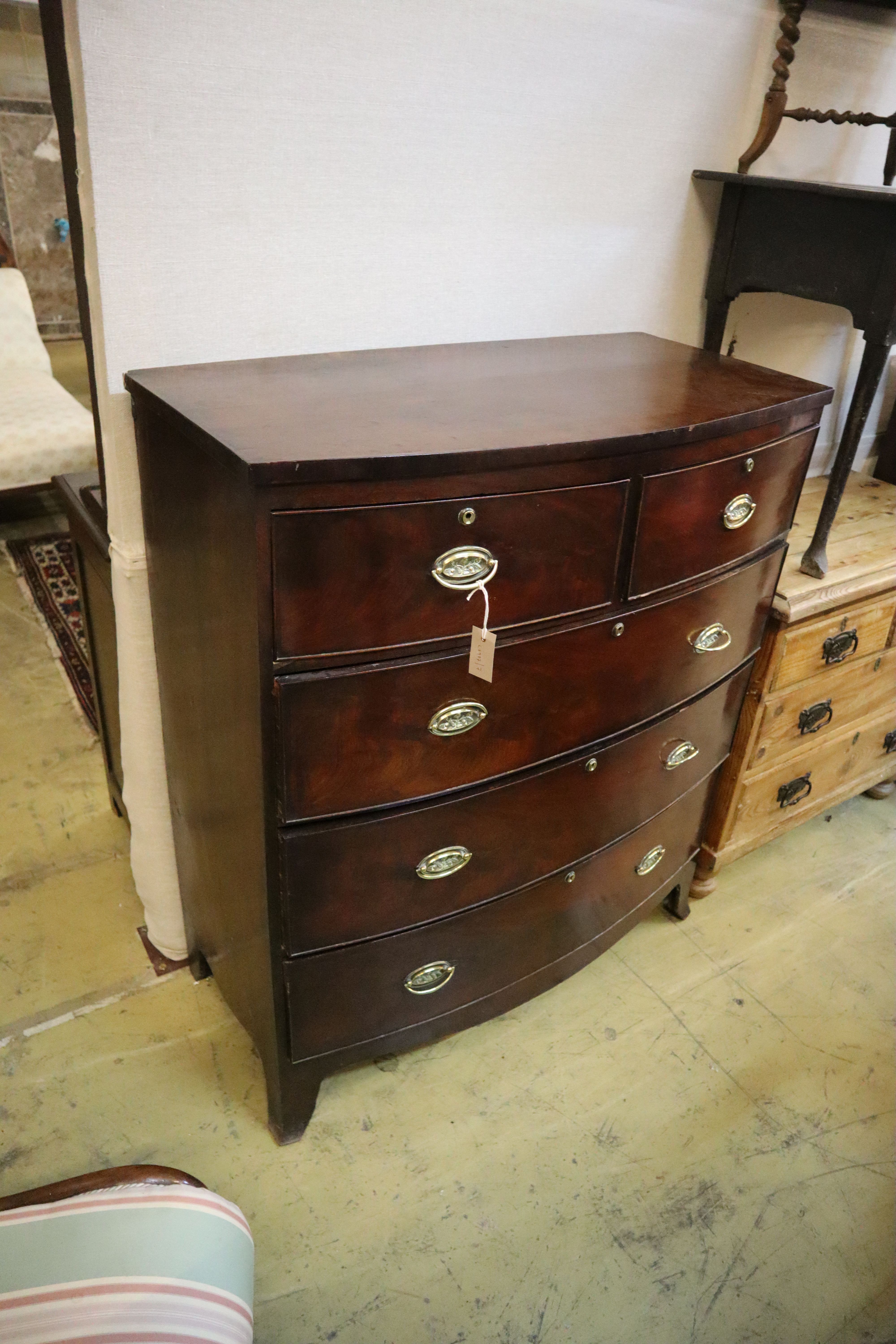 A Regency mahogany bow front chest, width 102cm, depth 52cm, height 119cm - Image 2 of 2