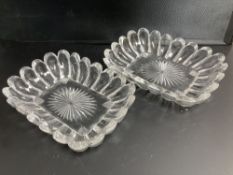 A pair of William IV cut glass oblong dishes c.1835, 25.5cm wideCONDITION: Andrew Rudebeck