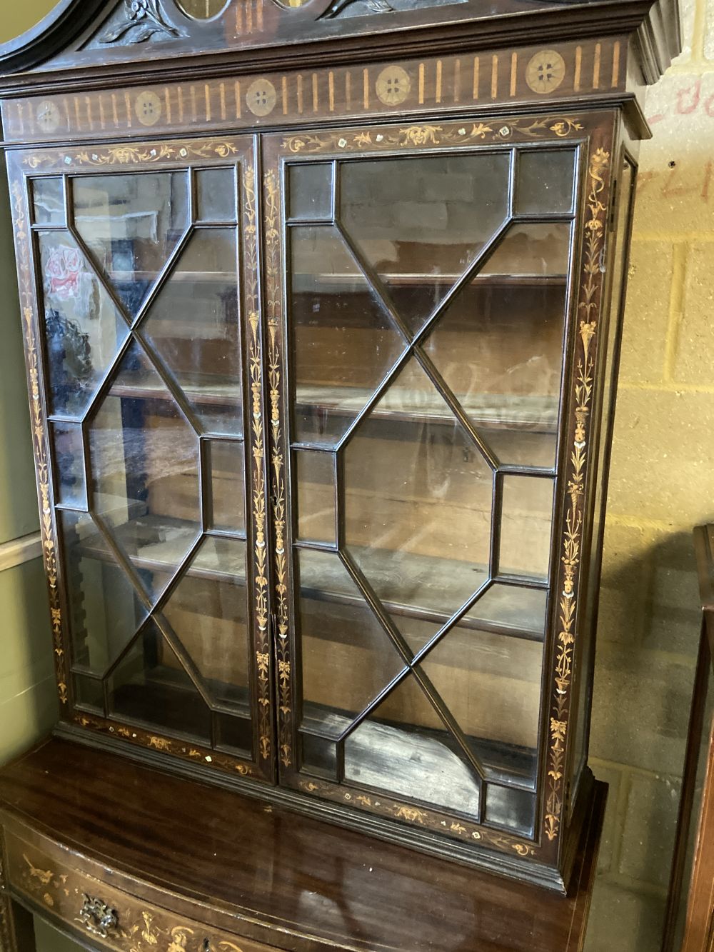 An Edwardian marquetry inlaid mahogany bow front display cabinet, width 92cm, depth 47cm, height - Image 3 of 4