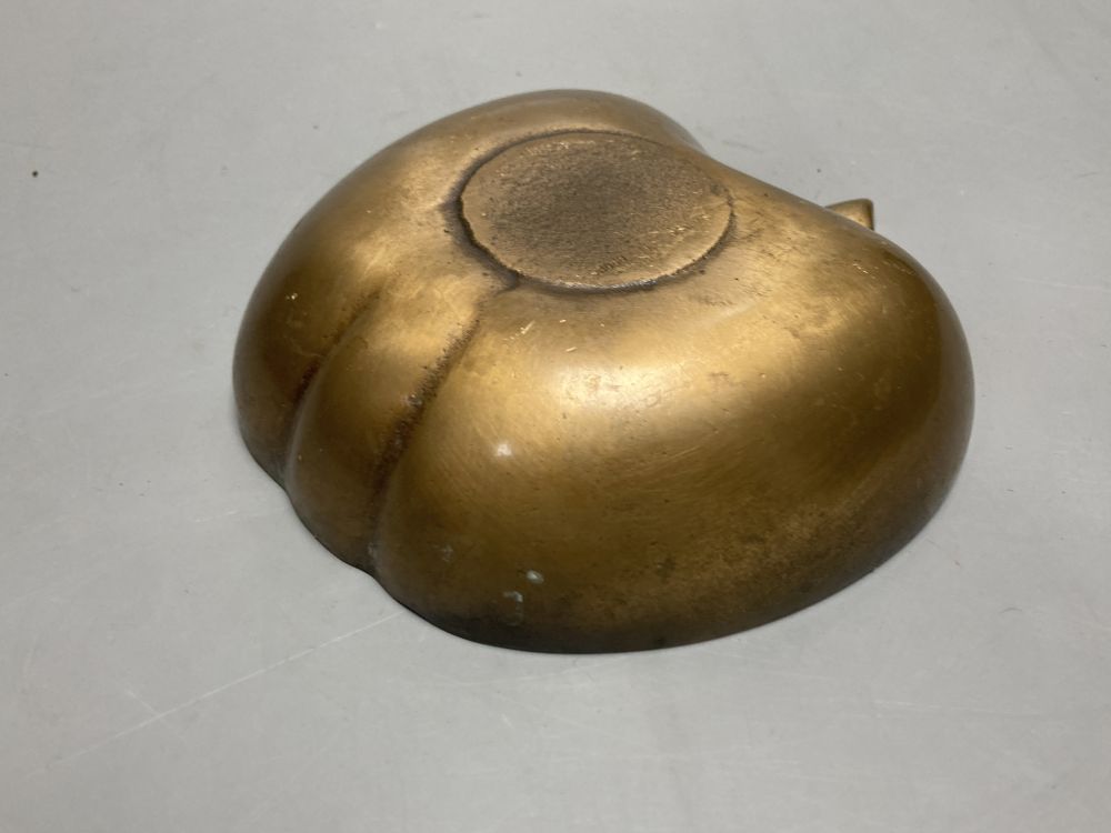 A Svensk bronze apple-shaped coin tray, 15cm - Image 3 of 3