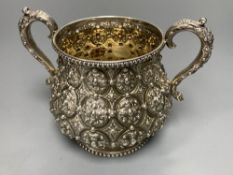 A Victorian silver two handled sugar bowl by Robert Hennell III, London, 1863, engraved with crest