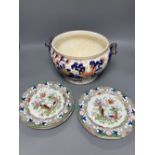 A set of six early 19th century Masons Ironstone dessert dishes and an ironstone tureen base (7)