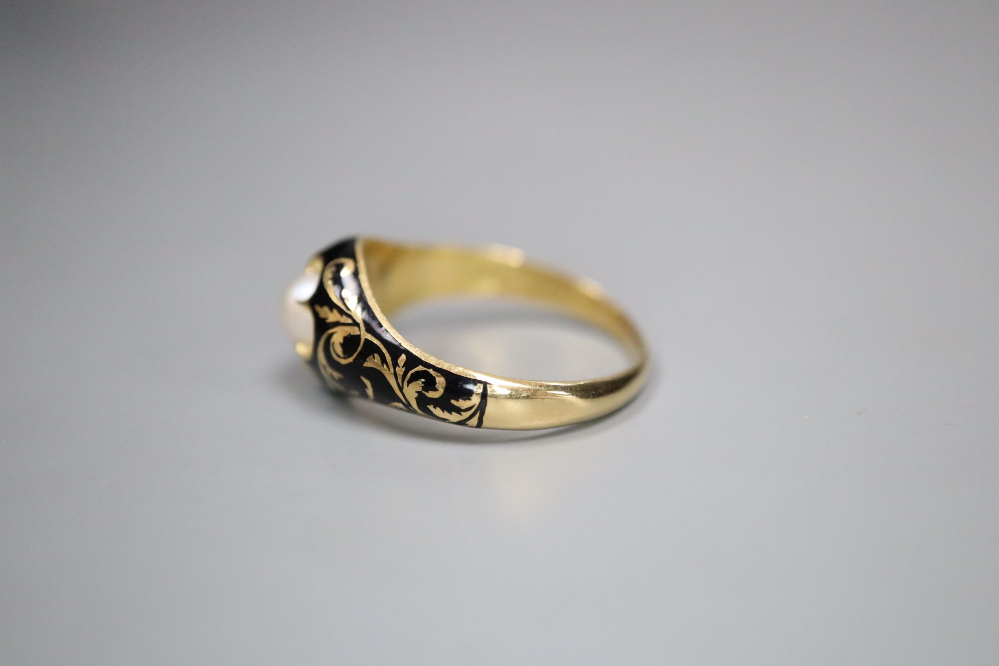 A Victorian 18ct gold, black enamel and pearl memorial ring, gross 3.7 grams - Image 2 of 3