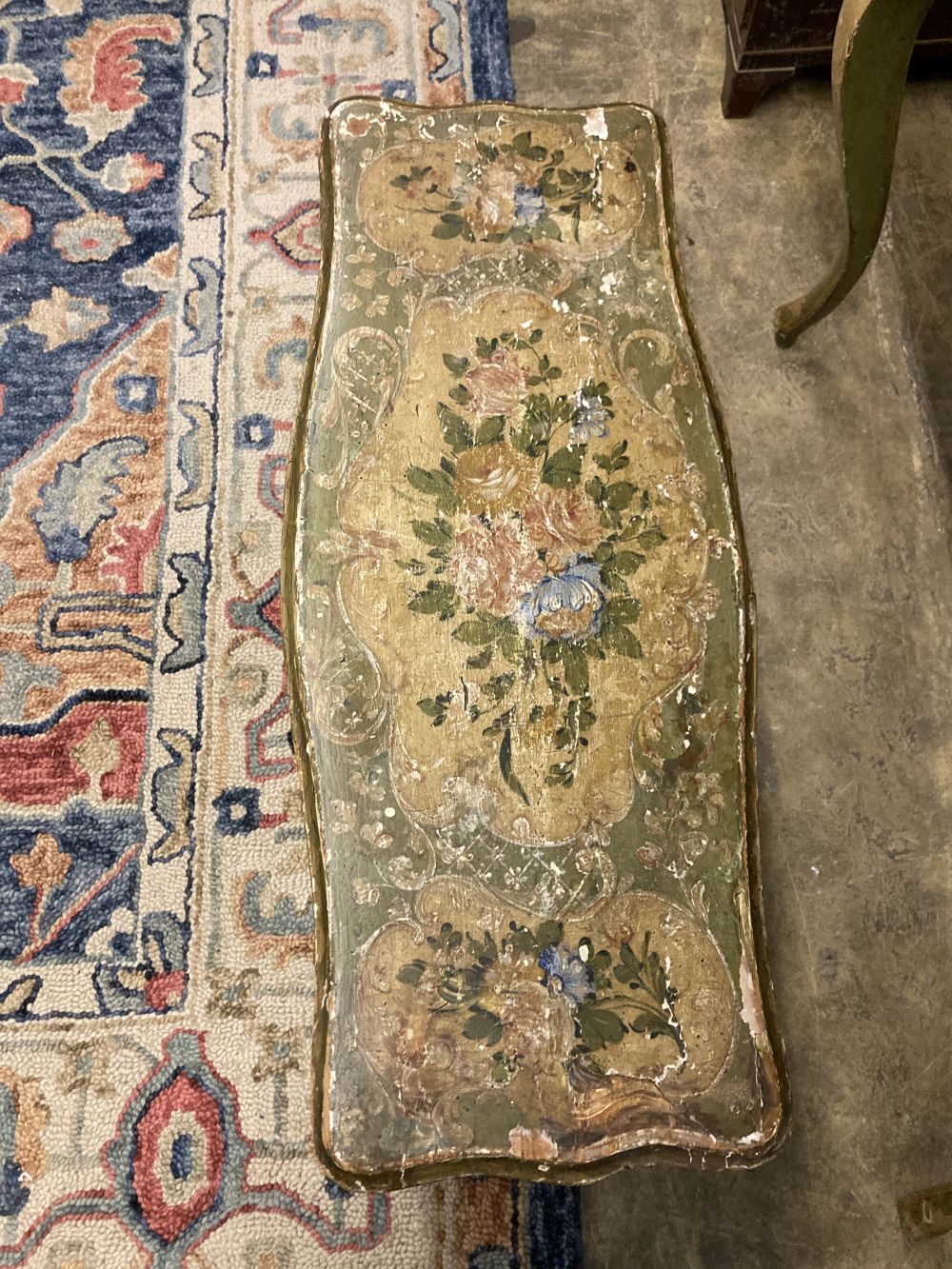 An early 20th century Venetian style rectangular floral painted serpentine table with similar triple - Image 4 of 10