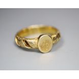 A Victorian gold memorial ring, formerly hair set, with engraved monogram, 4.1 grams