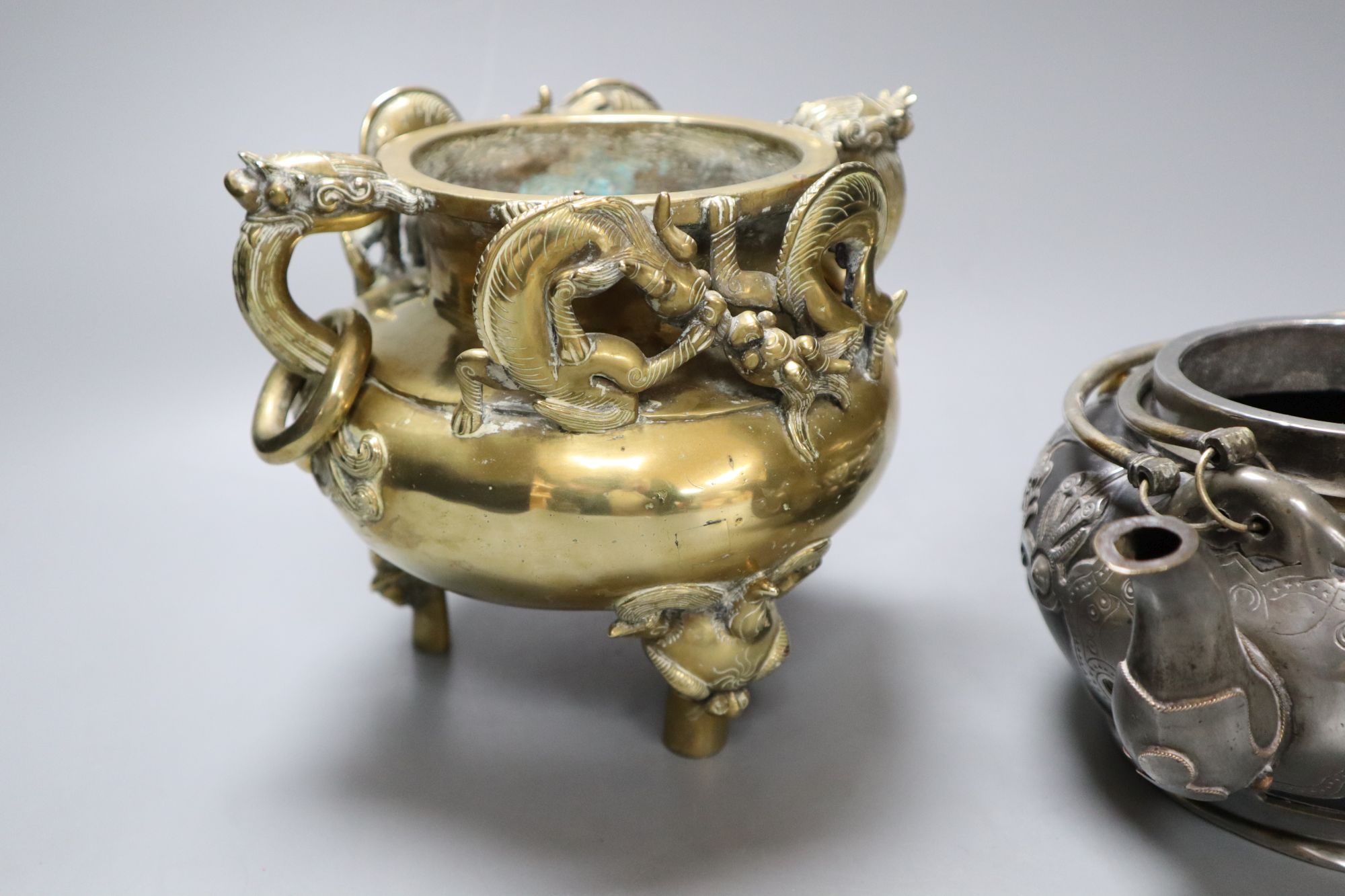 A Chinese bronze tripod censer, height 16cm, and a Chinese pewter-mounted Yixing pottery teapot, - Image 3 of 6