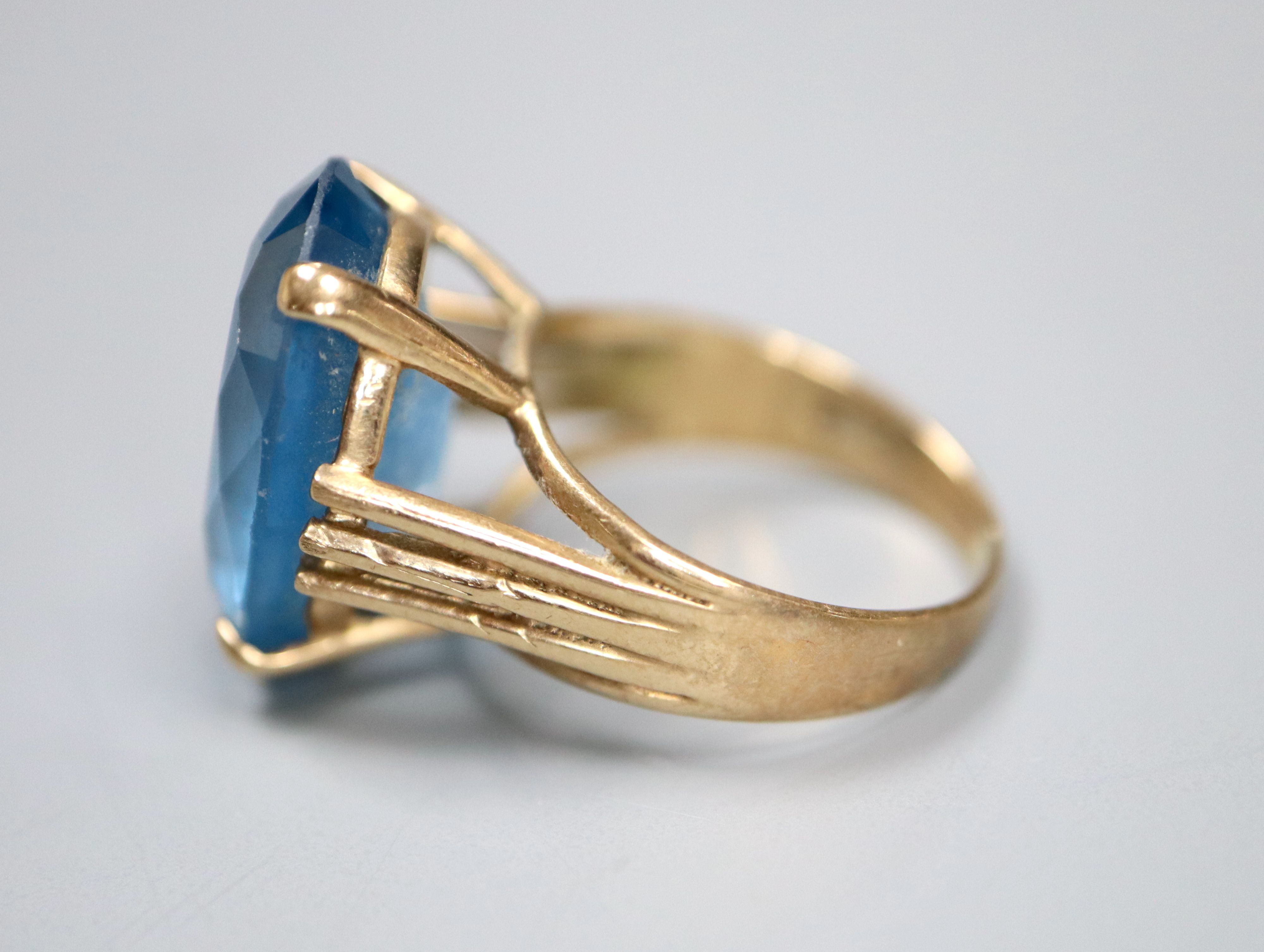 A modern 9ct gold and blue paste? set oval dress ring, size K, gross 5.5 grams. - Image 2 of 4