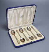 A set of six George VI silver teaspoons, cased, Sheffield, 1939, 88 grams.