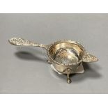 A 1960's silver tea strainer on stand, A. Chick & Sons Ltd, London, 1965, 16.3cm, 117 grams.