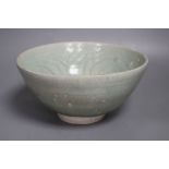 A Thai Sawankhalok celadon glazed bowl, 14th/15th century, 19.5cm diameter