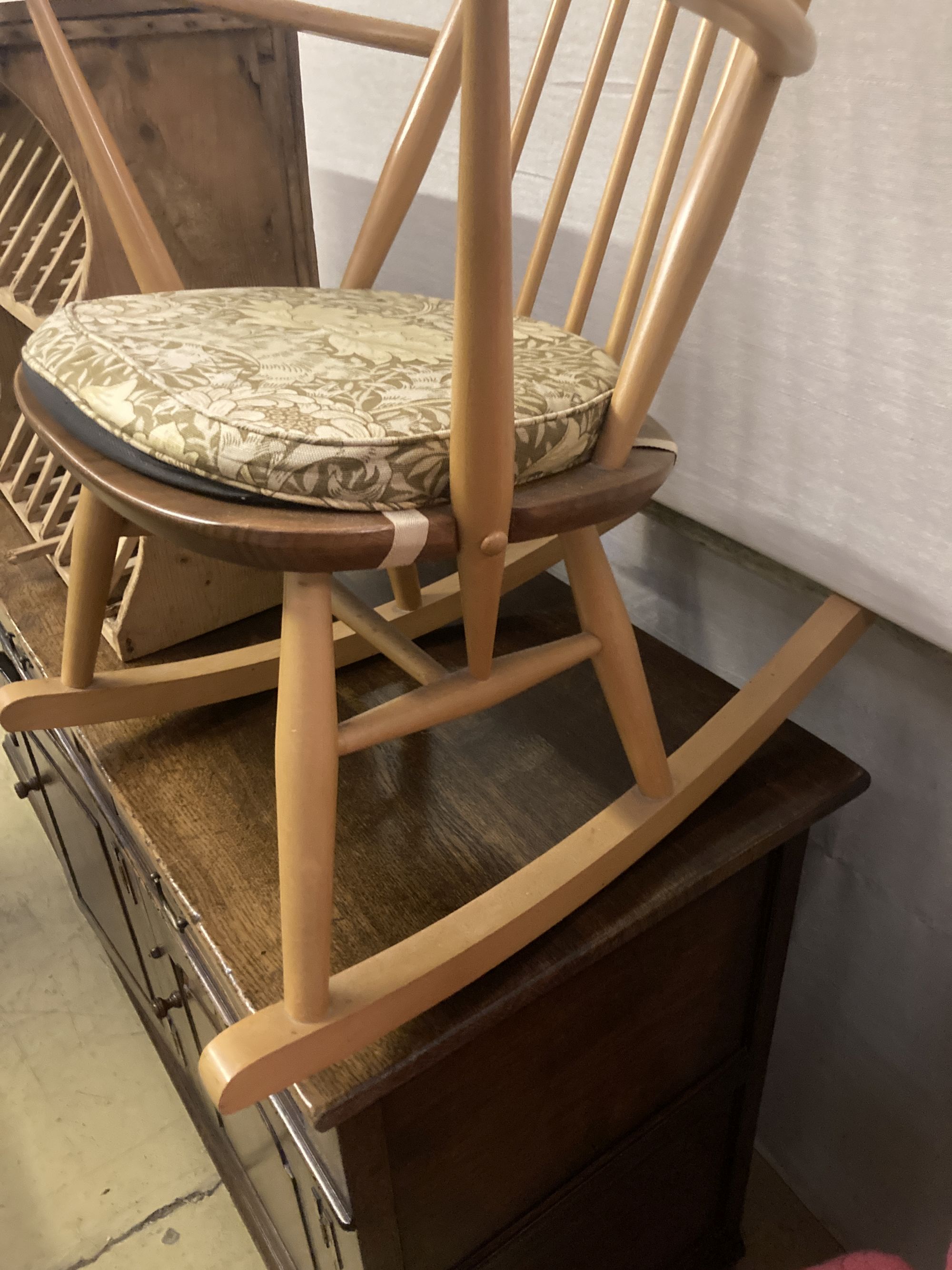 An Ercol stickback beech rocking chair - Image 3 of 3