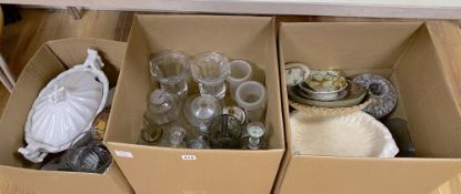 A large quantity of mixed glass and ceramics