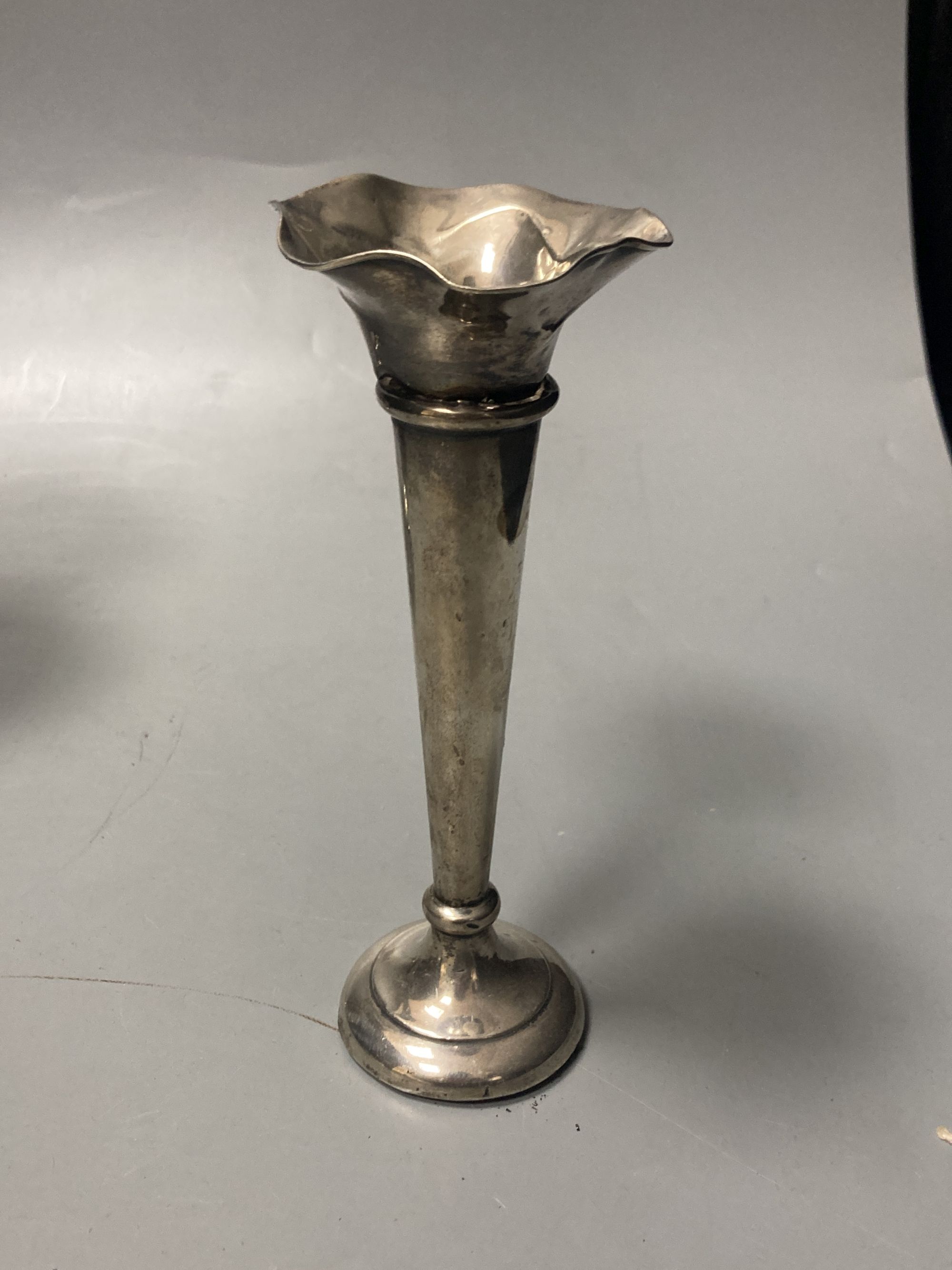 Two silver trumpet vases, one a.f., a Birk's sterling compact and four continental white metal - Image 9 of 11