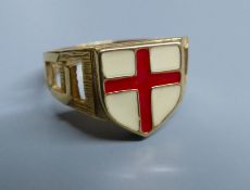 A modern 9ct gold and two colour enamel set 'Cross of St George' signet ring, size T, gross 5.1