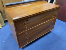 A Robert Heritage teak chest of drawers, width 99cm, depth 45cm, height 75cm