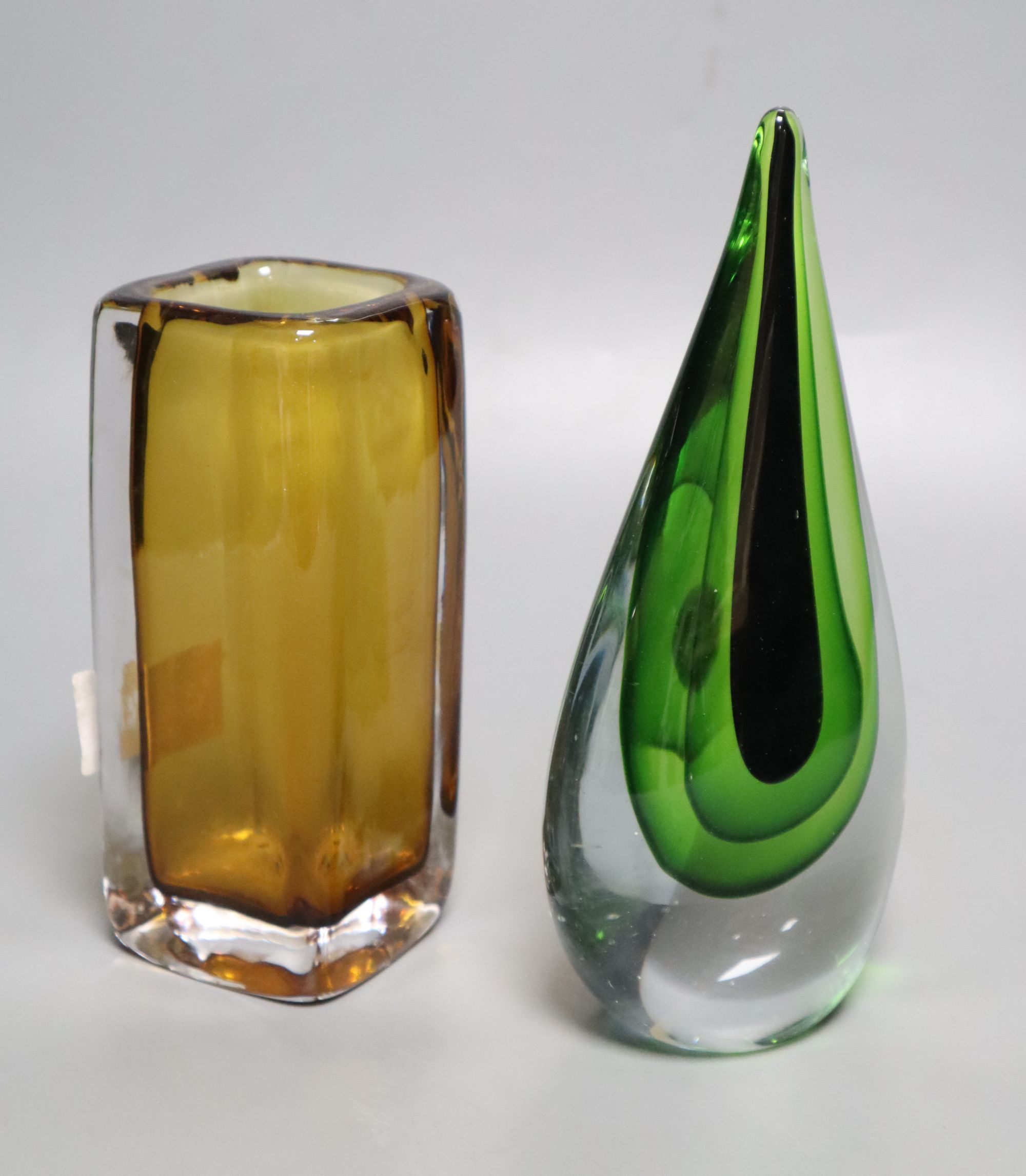 A Kosta amber glass vase and a green and clear glass ornament - Image 2 of 2