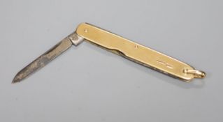A George V 9ct gold mounted pocket knife, 78mm, gross 21.3 grams.