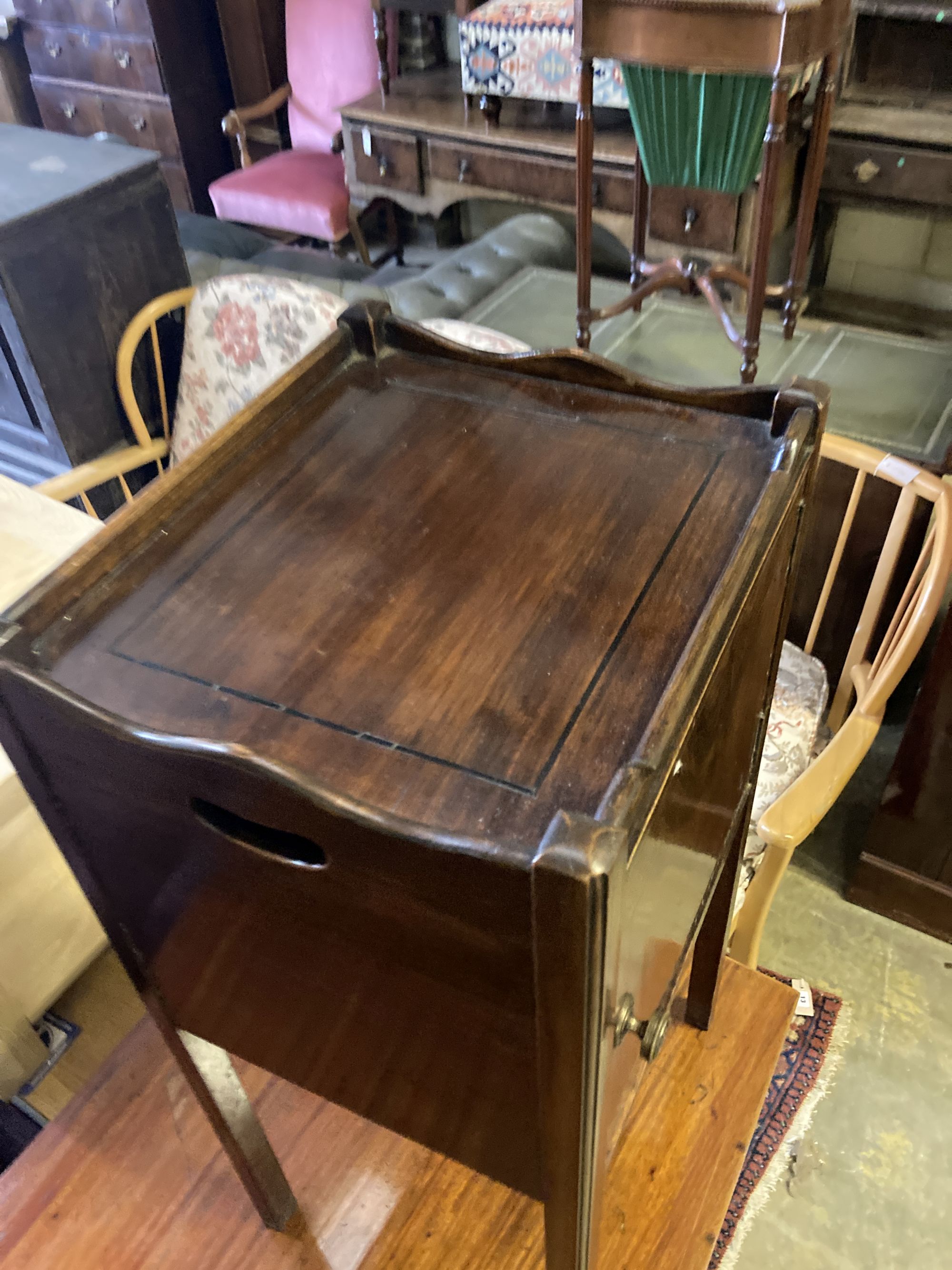 A 19th century mahogany pot cupboard, width 35cm, depth 31cm, height 71cm - Image 3 of 4