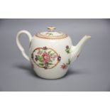 An 18th century Worcester fine teapot and cover of Companie des Indes type painted with Chinese