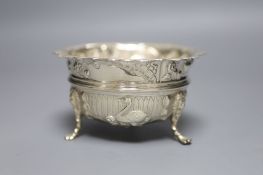 A late Victorian embossed silver sugar bowl, Nathan & Hayes, Chester, 1900m height 67mm, 5.5oz.