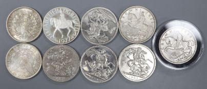 Five 1951 crowns, EF, two 1935 crowns, AEF, a silver 1977 crown, an 1885 Morgan dollar, GVF and a