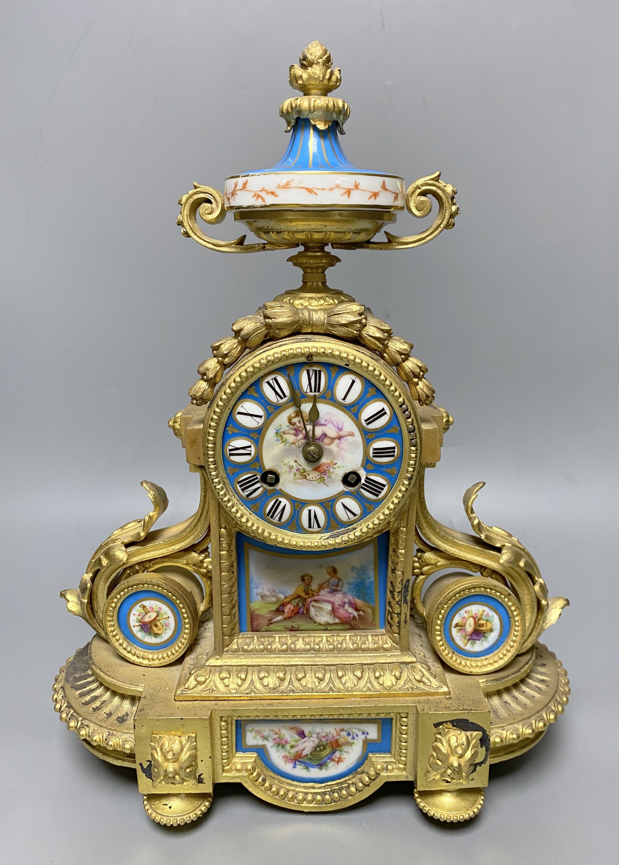 A Louis XVI style gilt spelter mantel clock inset Sevres style panels, height 38cm - Image 2 of 4