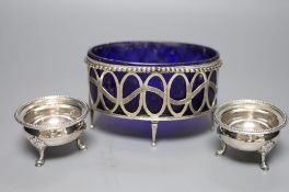 An 18th/19th century Continental white metal beaded openwork oval table salt cellar with blue