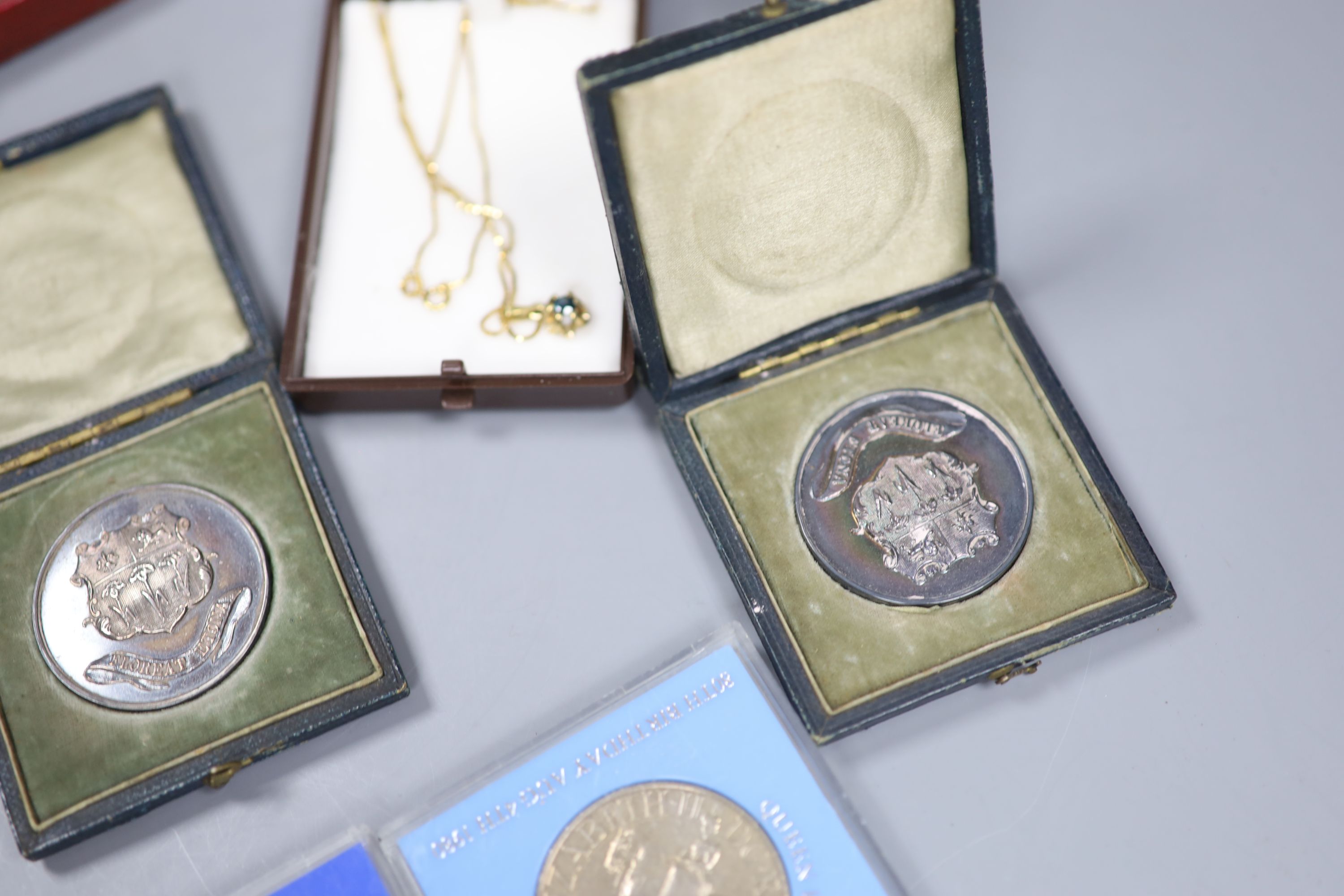 Sundry coins and medallions - Image 5 of 5