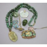 A Chinese jade necklace and jewellery